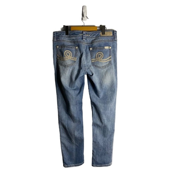 Seven 7 Women’s Light Wash Slim Straight Denim Jeans - Picture 9 of 9